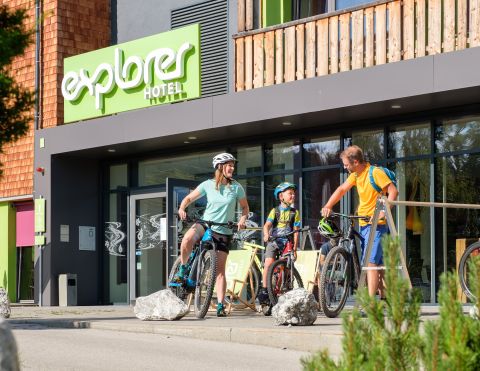 Een fietstocht met het gezin kan een onvergetelijke ervaring zijn.