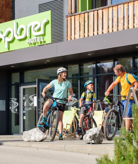 Un giro in bicicletta con la famiglia può essere un'esperienza indimenticabile.