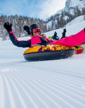 Beim Snowtubing im Zillertal ist Spaß & Action garantiert!