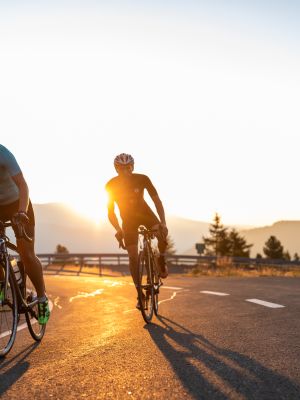 Im Nationalpark Nockberge warten abwechslungsreiche Rennradrouten darauf, von Dir im Urlaub in Österreich entdeckt zu werden. Checke im Explorer Hotel Bad Kleinkirchheim in Kärnten ein und erlebe abwechslungsreiche Touren mit dem Bike!