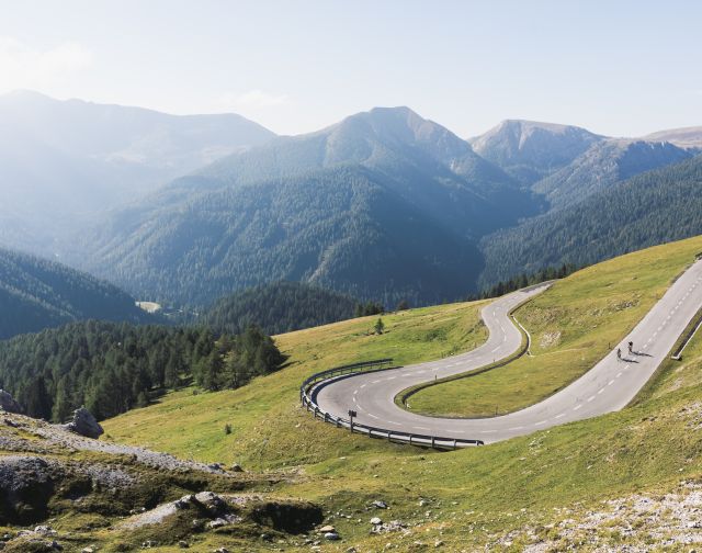 The Explorer Hotels are the perfect base camp for athletes. On the road with your road bike in the Nock Mountains in Carinthia, Austria.