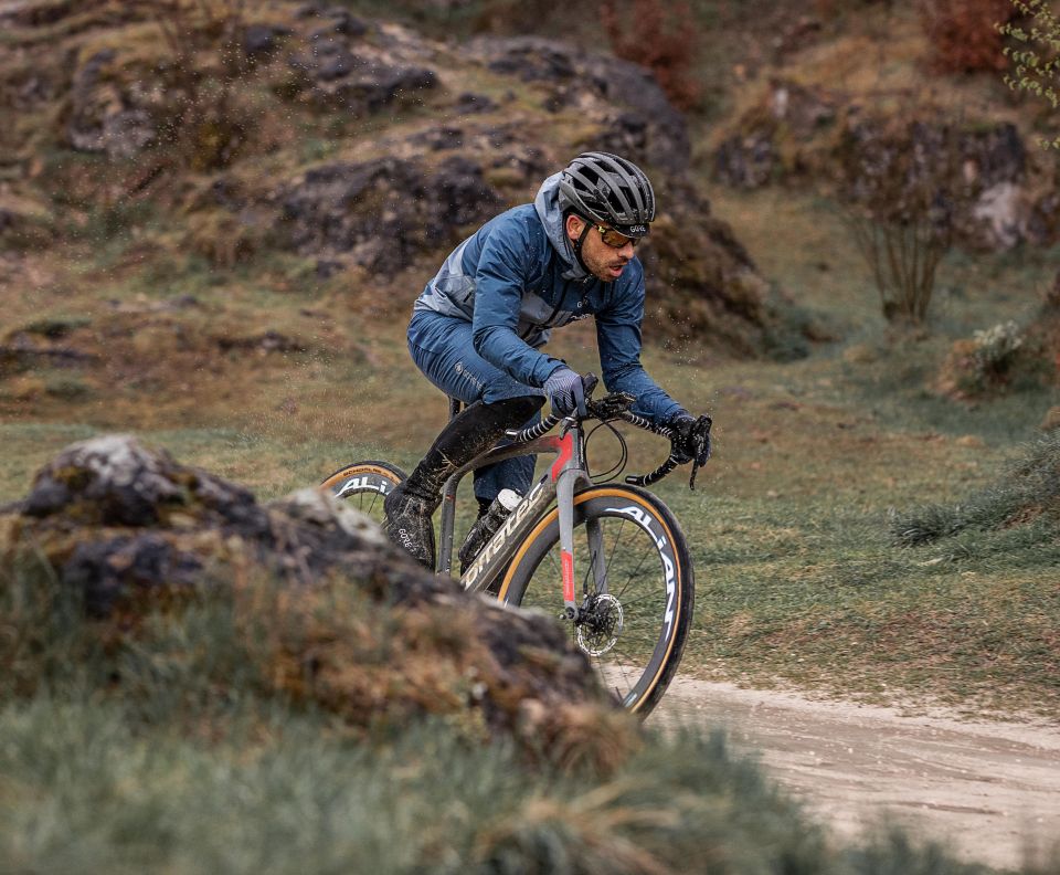 Du plaisir sur les chemins de gravier avec Steffen Thum