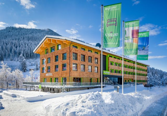 Skiing or winter holidays in Carinthia – what better place than the World Cup resort of Bad Kleinkirchheim? The new Explorer Hotel is just a few steps from the Kathrein Thermal Spa.