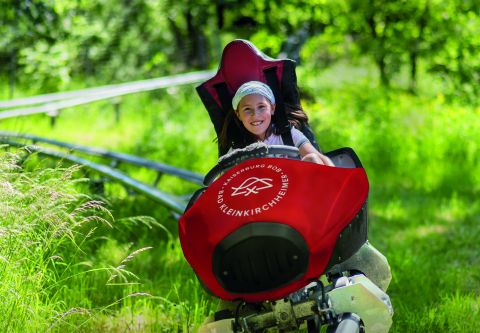 The new roller bobsleigh track at the Kaiserburg in Bad Kleinkirchheim is the highlight of your summer family holiday in Carinthia.