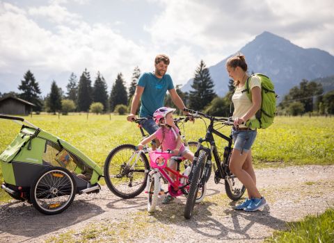 Er is genoeg te beleven tijdens een familievakantie in de regio rond Garmisch en Farchant op de Zugspitze. Neem je gezin mee op een mountainbiketocht of een eenvoudige fietstocht door de Beierse Alpen.