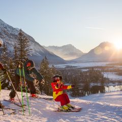 Familien Skitag in der Nähe der Zugspitze
