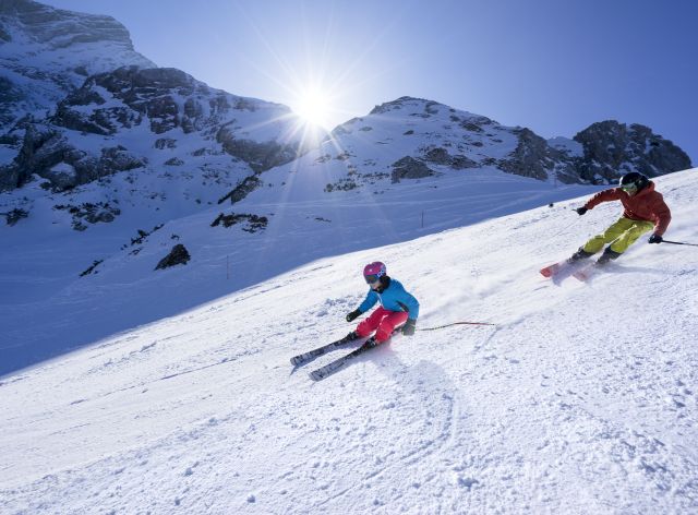 Garmisch vue du ciel : Outre la Zugspitze, l'Osterfelder vous offre une occasion parfaite de vous lâcher complètement dans la neige !