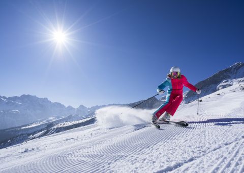 Skifahren in Garmisch-Partenkirchen in den Bayerischen Alpen