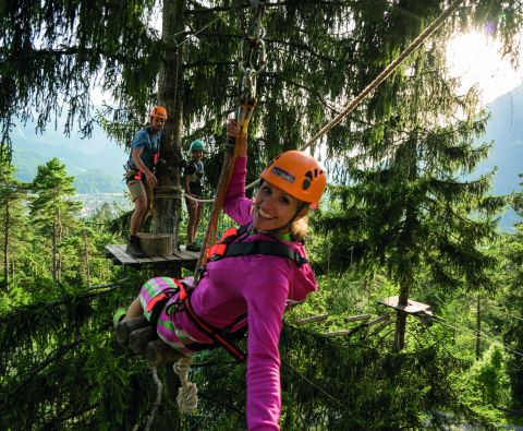 Be brave, come to Garmisch to the ZugspitzArena and feel pure adrenaline as you master the courses in the Ehrwald climbing forest!