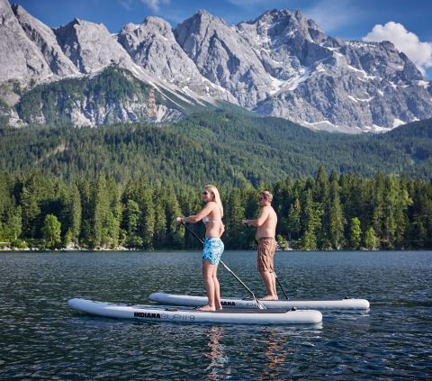 Ga SUPpen op een van de mooiste bergmeren die Beieren te bieden heeft: de Eibsee bij de Zugspitze.