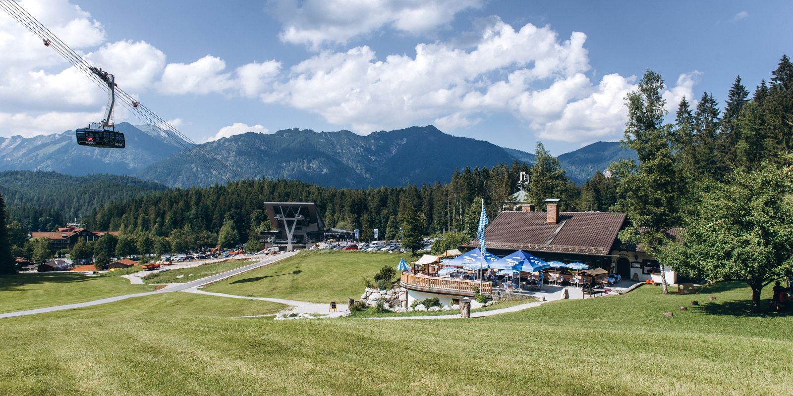 Visit the Eibsee Alm in Garmisch and combine it with a hike!