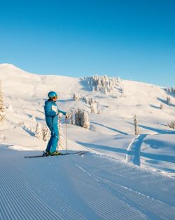 1083346 Skifahren im Skigebiet Grasgehren