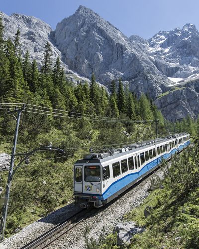 Zugspitze-Zahnradbahn-1-©Bayerische-Zugspitzbahn-Matthias Fend