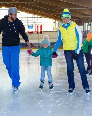 Eislaufen im Eisstadion