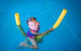 Kinderschwimmkurs im Aquarena in Tirol