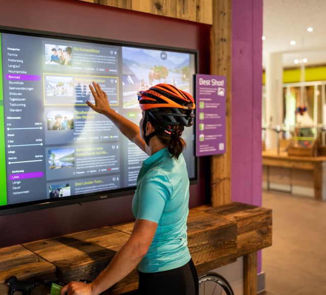 In the Explorer Lounge, you can get plenty of tips for your vacation. Whether it's a road bike tour or a mountain bike tour, you'll find the best tour tips here!