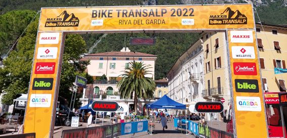 Ziel der Transalp in Riva del Garda