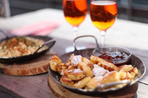 Kaiserschmarren auf der Hütte