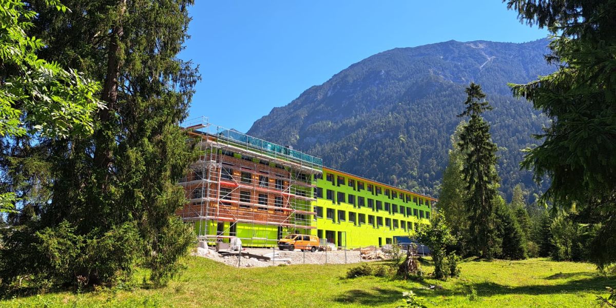 Neubau Explorer Hotel Garmisch in Farchant