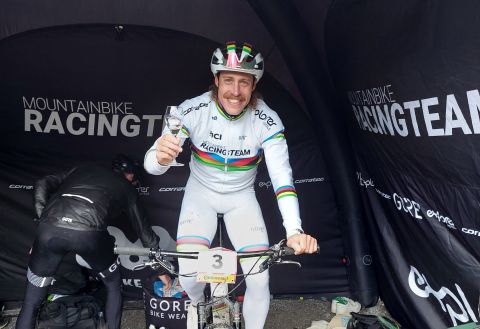 Mistr světa se rozcvičuje