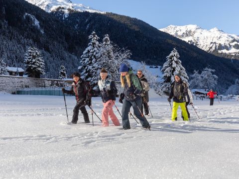 Sneeuwschoenwandeling in Partenen