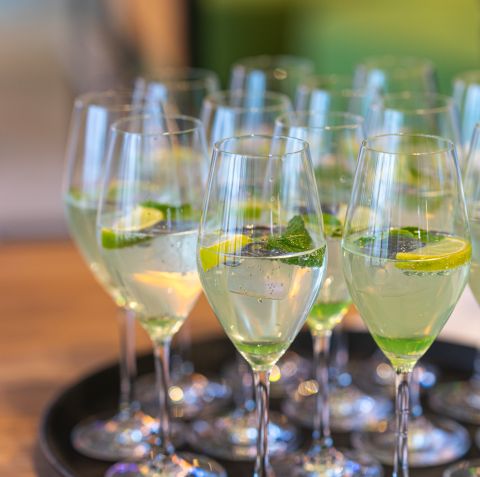 Wznieśmy toast za 10. Explorer Hotel grupy, który właśnie otworzył swoje podwoje w Farchant i oferuje sportowy wypoczynek w regionie Zugspitzland.