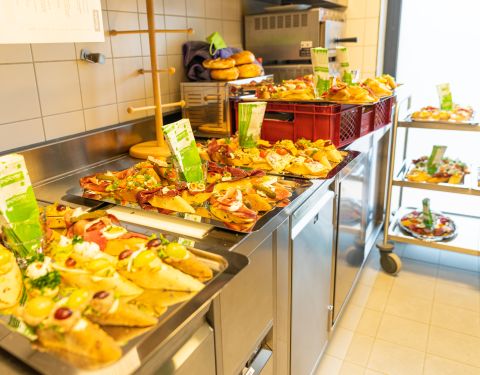 Snack all'apertura dell'Explorer Hotel Garmisch