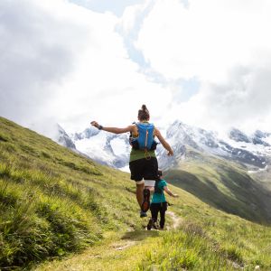 Course à pied en sentier dans l'Ötztal