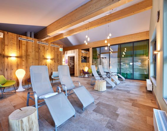 Explorer Hotel Garmisch: Die perfekte Entspannung nach einem erlebnisreichen Urlaubstag bekommst Du im Sport Spa.