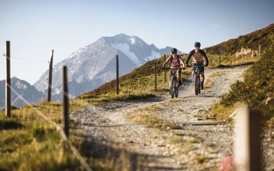 Mit dem Mountainbike unterwegs rund um Neustift im Stubaital in Tirol