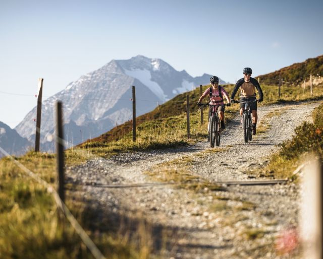A hegyi kerékpár minden nyári nyaralás Stubaiban kötelező darabja. Neustift im Stubaitalból számos nagyszerű túrára indulhatsz a Stubai-hegységbe. Akár egyedül, akár párral, akár csoportban érkezel.