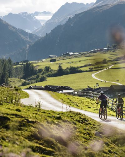 Das Stubaital im Sommer ist die perfekte Region zum Mountainbiken