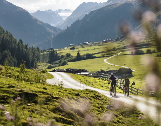 Das Stubaital im Sommer ist die perfekte Region zum Mountainbiken