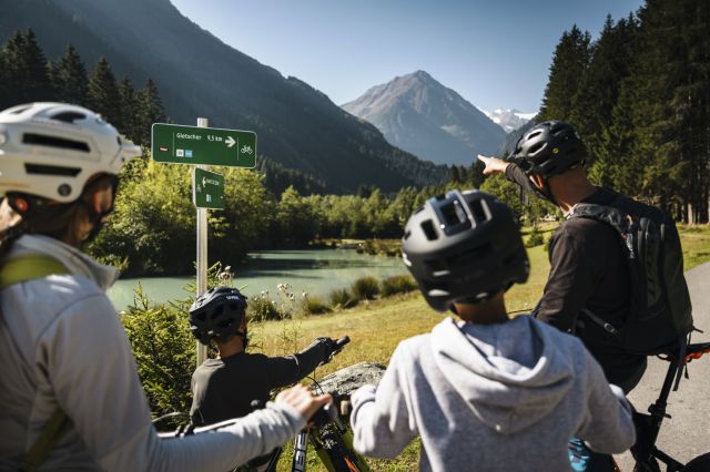 Mountainbiken mit Kindern rund um Neustift im Stubaital in Tirol