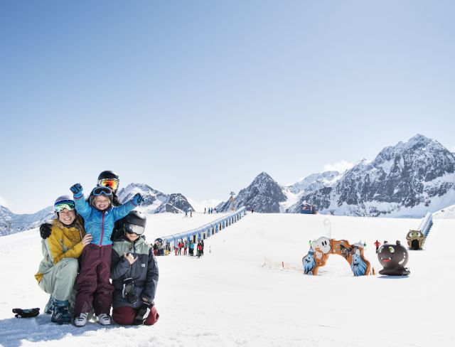 Das Highlight für Familien im Stubaital: BIG Family Ski Camp im Stubaier Gletscher