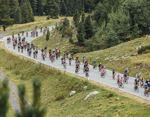 Ötztaler Radmarathon führt über 4 Alpenpässe in Tirol in Österreich.