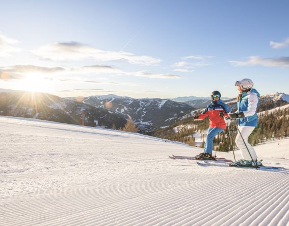 Skifahren in Bad Kleinkirchheim bei Sonnenschein nahe dem Hotel Bad Kleinkirchheim