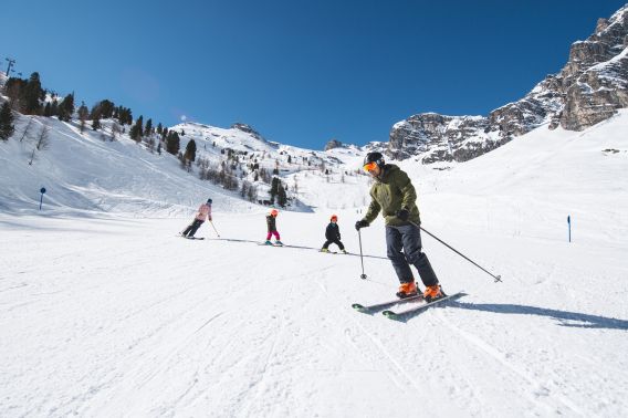 The Schlick2000 ski area in the Stubai Valley - fun for the whole family The Schlick2000 ski area has slopes for every skill level. The slopes are perfectly groomed to guarantee your skiing fun.