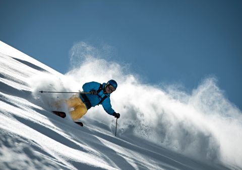Warst du schon mal im Skigebiet Schlick2000? Nein? Dann wird es Zeit. Jede Abfahrt ist ein purer Genuss in traumhafter Winterlandschaft.