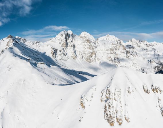 Der Weitblick auf dem Schlick2000. Der Blick in das Panorama lohnt sich zu jeder Jahreszeit. Alle haben Ihren eigenen Zauber.