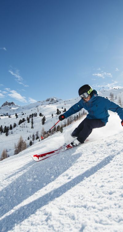 Skiing am Schlick2000 - das Skigebiet bietet nicht nur eine wunderschöne Berglandschaft, sondern auch einige Pisten