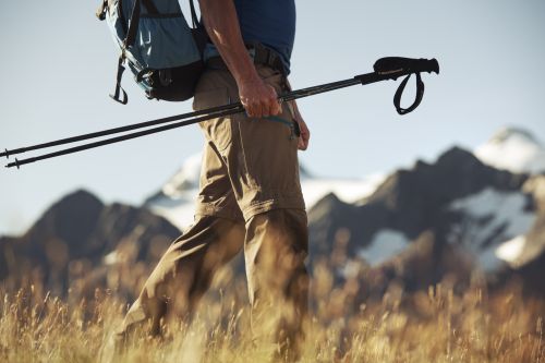 Halte Deine Wanderstöcke bereit - die Wandersaison im Stubaital ist eröffnet. Welche Touren stehen auf deiner Bucket-List?