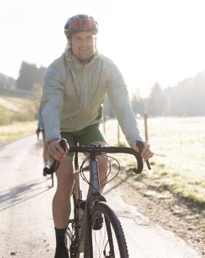 Auf dem Gravel Bike unterwegs und die Allgäuer Alpen erkunden