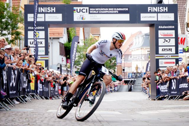 Simon Gegenheimer vom Mountainbike Racingteam bei der WM in Aalen 2024