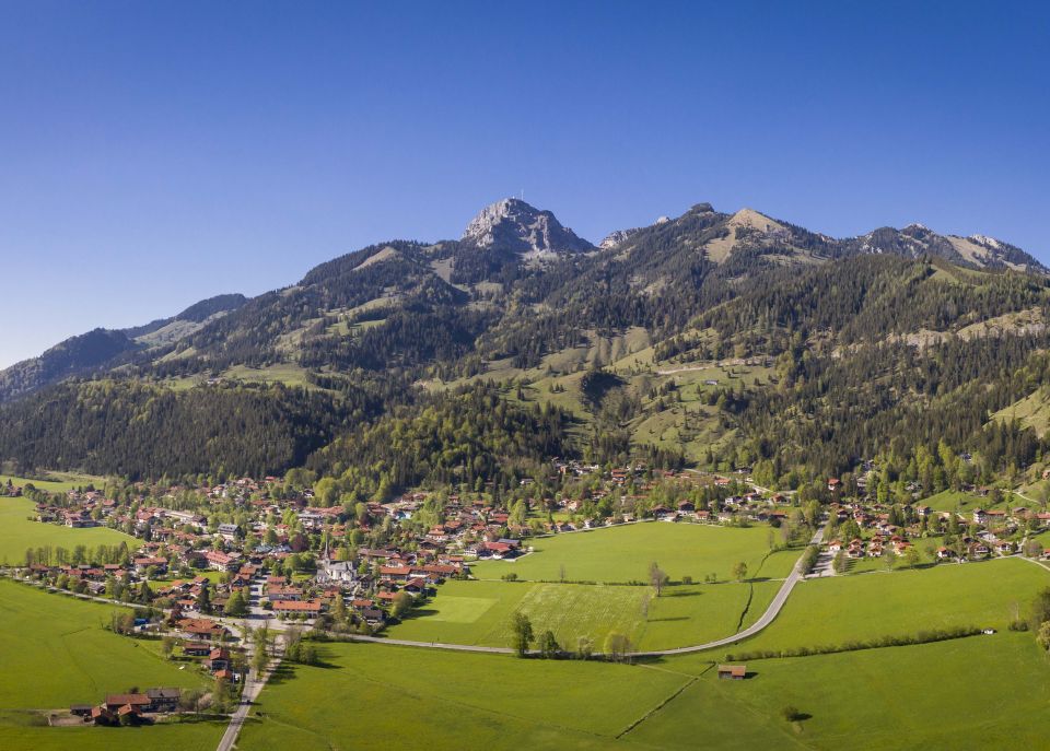 Nowy region odkryty Bayrischzell otoczony jest Alpami Górnobawarskimi.
