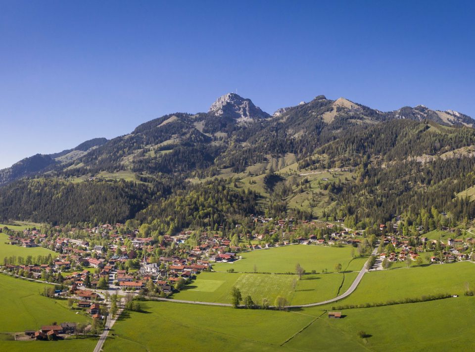 Die neue Entdeckerregion Bayrischzell liegt umschlossen von den oberbayerischen Alpen.