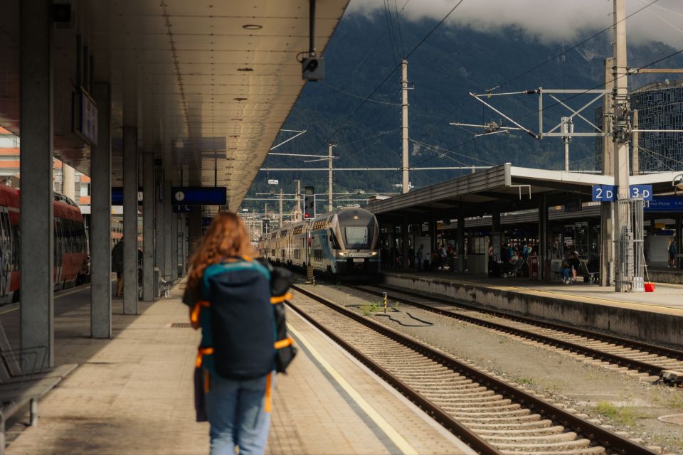 Explorer Buddy am Hauptbahnhof in Innsbruck