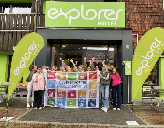 SDG Flag im Explorer Hotel Oberstdorf