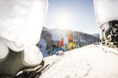 Am Spitzingsee in Oberbayern finden regelmäßig Skikurse statt Am Spitzingsee in Oberbayern finden regelmäßig Skikurse statt.