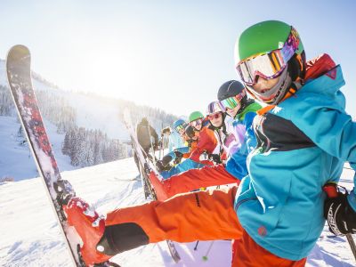 Auch Kinder kommen auf ihre Kosten: Skifahren ist auch für die Kleinen am Sudelfeld möglich.